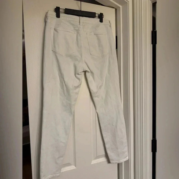 J Crew White Jeans Size 31/28 Stretchy - Picture 5 of 5